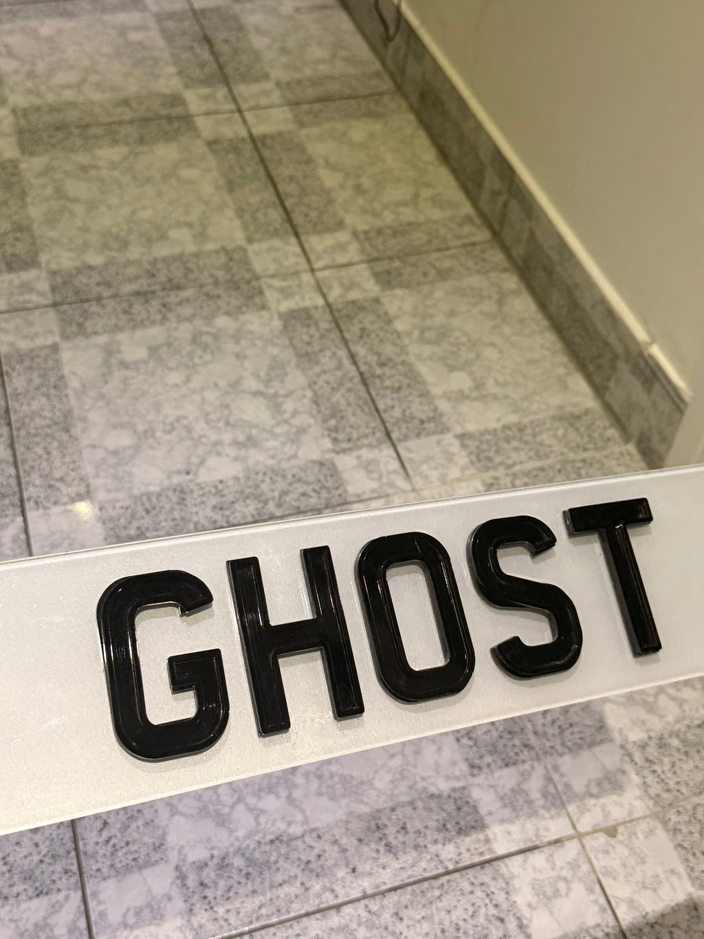 GHOST PLATE